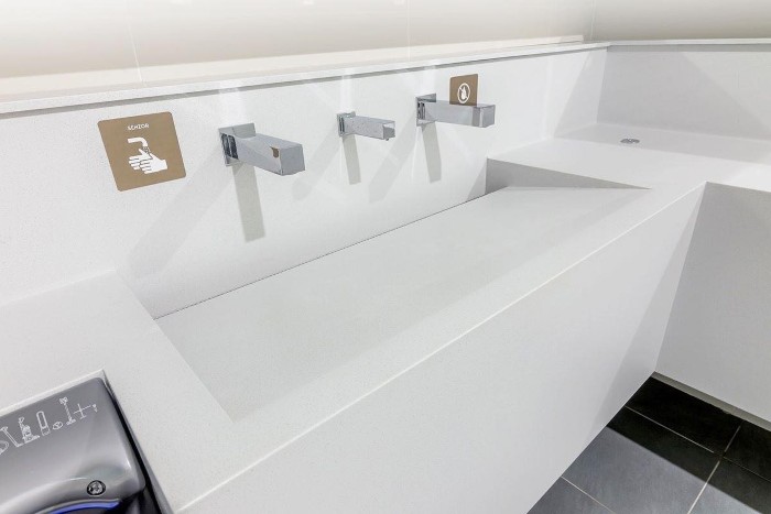 Đá nhân tạo solid surface