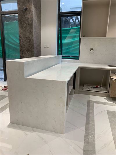 BÀN ĐÁ TỦ BẾP LG HÀN QUỐC: SANG TRỌN VỚI CĂN BẾP LIỀN KHỐI KHÔNG MỐI  NỐI*